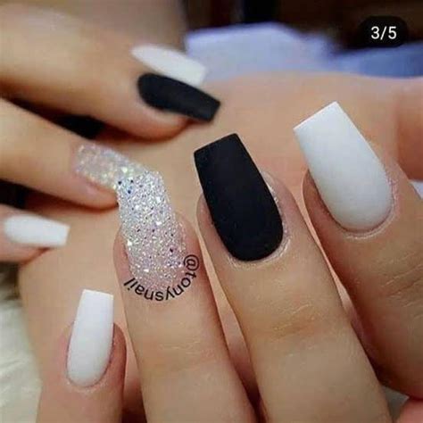 uñas negras y nude|50 mejores ideas de diseño de uñas negras para ...